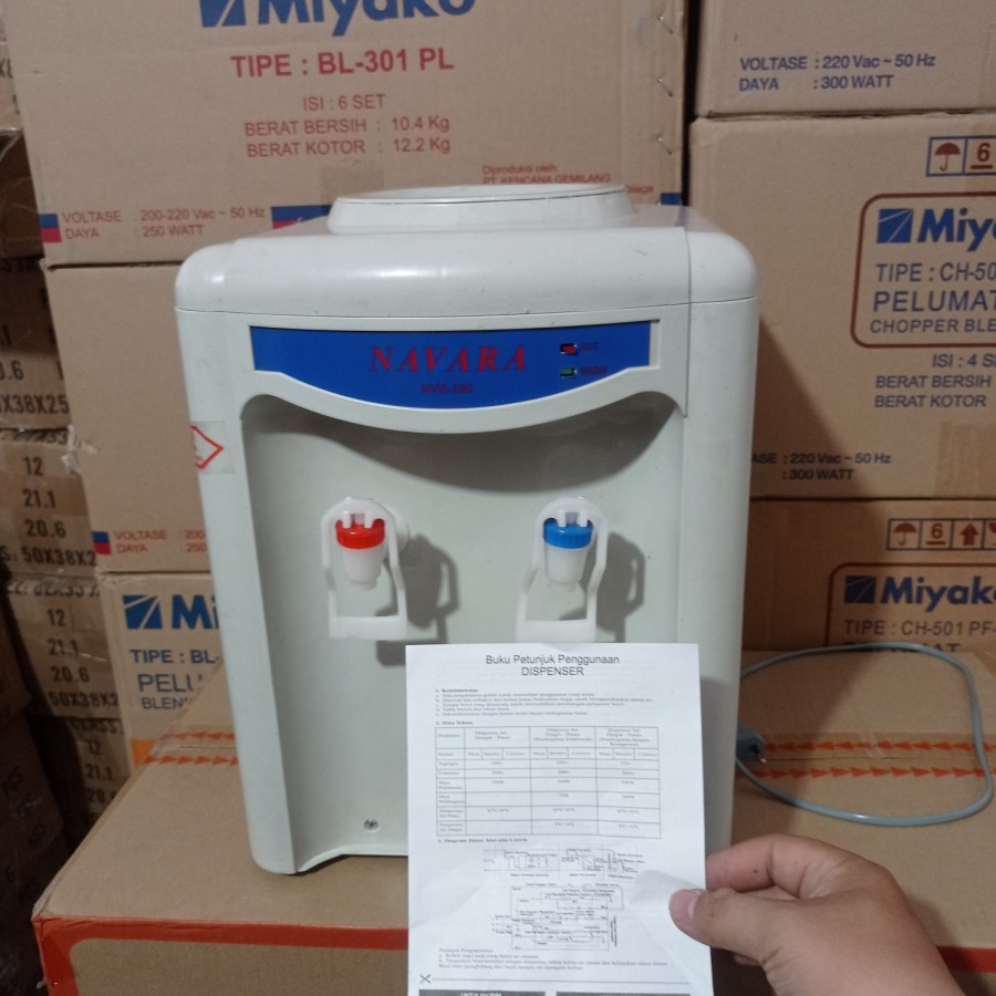 Dispenser galon meja Navara