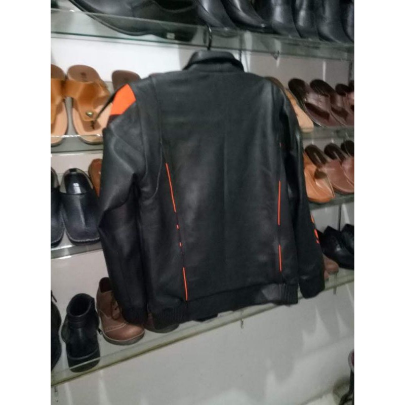 jaket kulit pemuda Pancasila