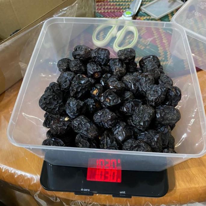 

TERLARIS kurma ajwa premium 1kg madinah/KURMA 1KG/KURMA BARARI/KURMA RUTHOB/KURMA BAM/KURMA PALM FRUIT/KURMA TANGKAI/KURMA AZWA/KURMA SUKKARI/KURMA SAFAWI/KURMA TUNISIA/KURMA MUDA KUNING/KURMA MUDA HIJAU/KURMA MEDJOL/KURMA MADINAH SUPER