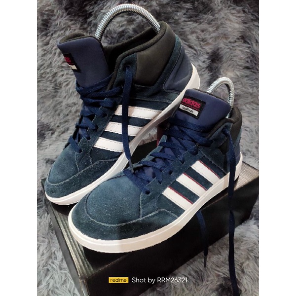 sepatu adidas cloudfoam