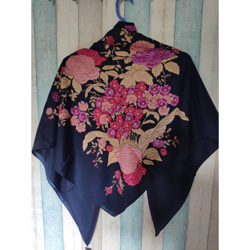 jilbab segi empat umama