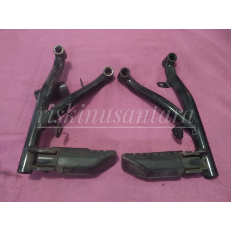 footstep belakang vario cw 110 lama original