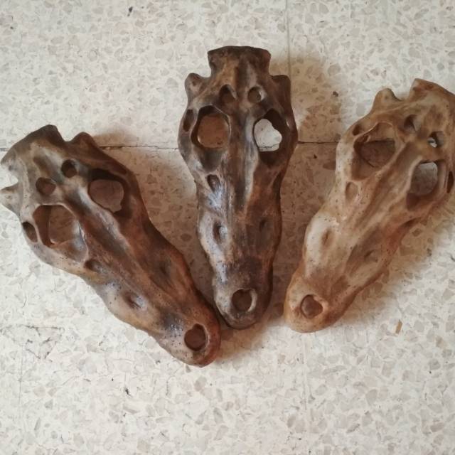 Hiding Cave Ornamen Hiasan Kandang Tengkorak Buaya - Kedai Satwa