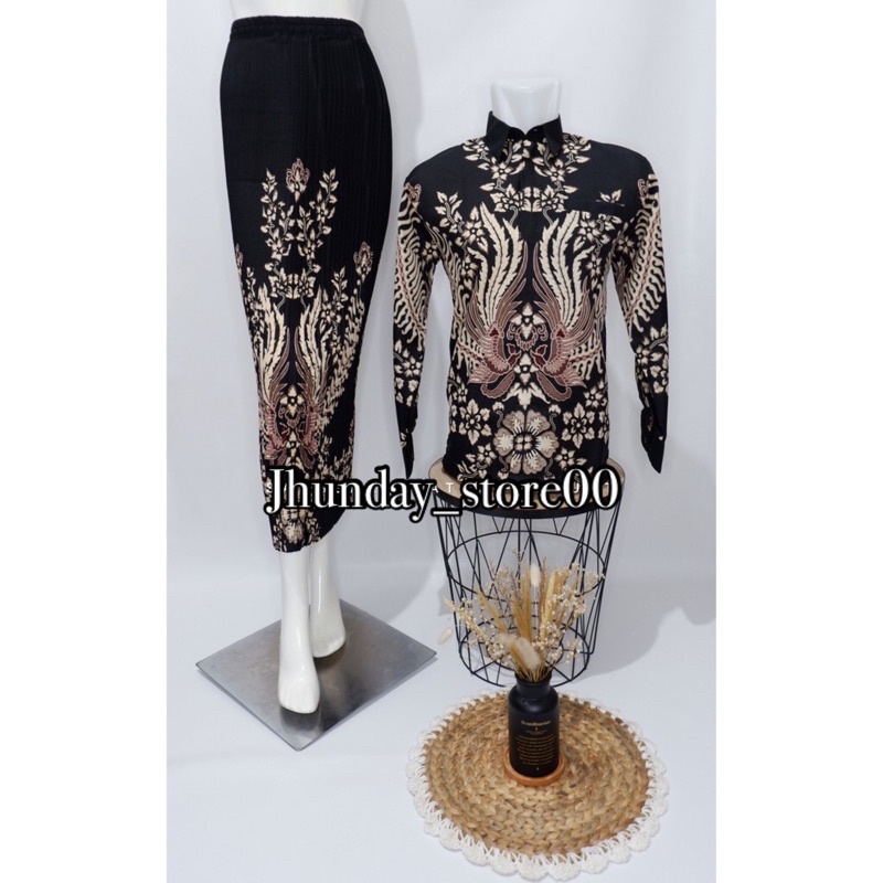 batik couple/ couple batik/ kemeja batik couple/ couple kemeja/ batik