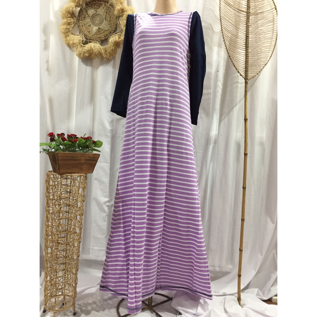 Abaya Kaos Dannis Ori Murah SALE Size L - Ungu Navy