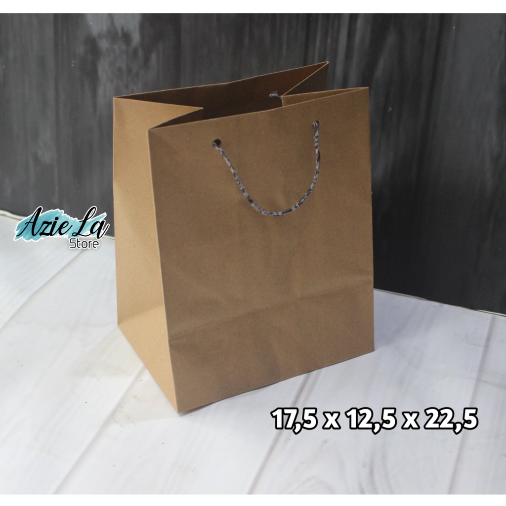 

PAPERBAG POLOS R5 17,5x12,5x22,5 / paperbag custom / tas hajatan