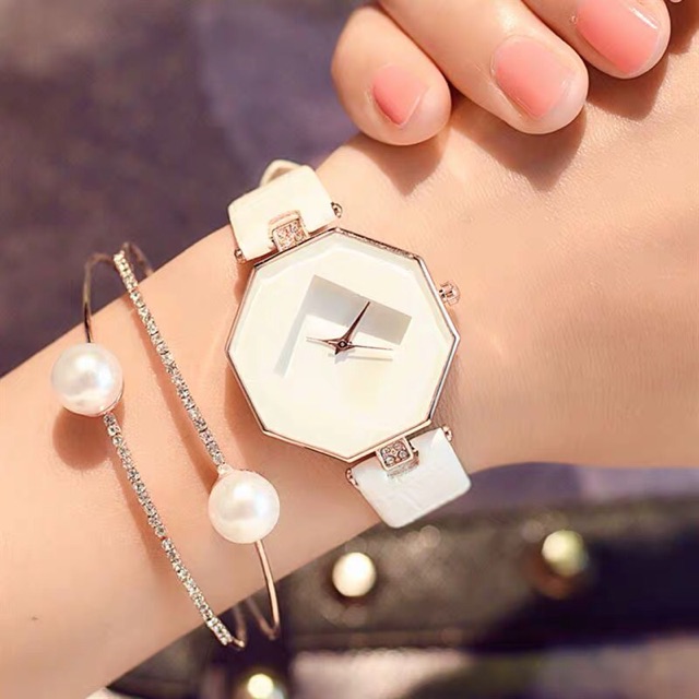 ［Ready Stock］Jam tangan wanita fashion kulit Kasus segi delapan gaya Korea S1054