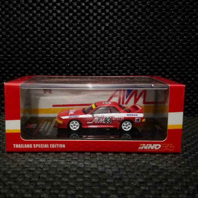 Inno64 Nissan Skyline R32 Thailand Special Edition