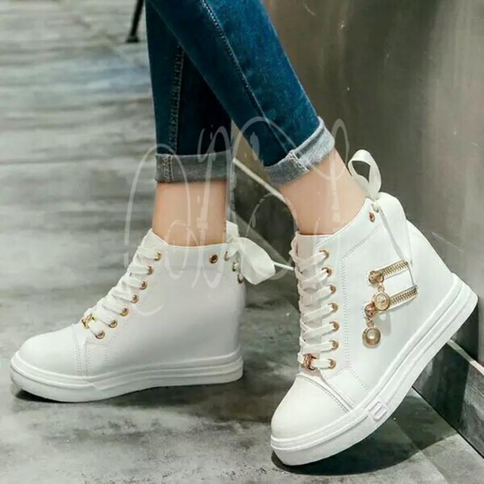 Retro Sponge Cake Tebal Bawah Harajuku Martin Boots Wanita Inggris Angin Musim G