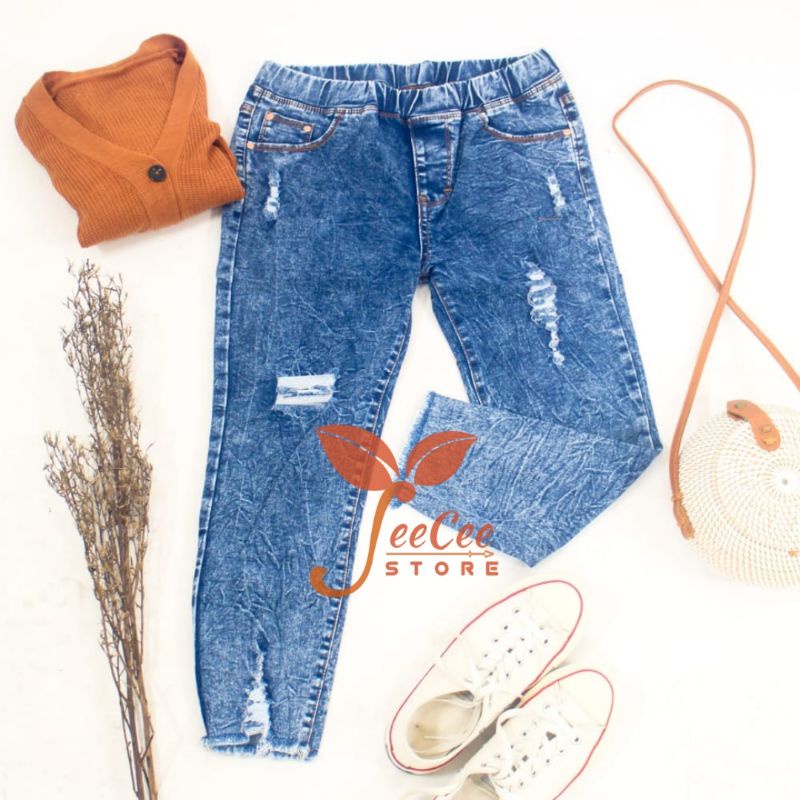 TeeCee - Mareta Jegging Jeans Sobek Tidak Tembus