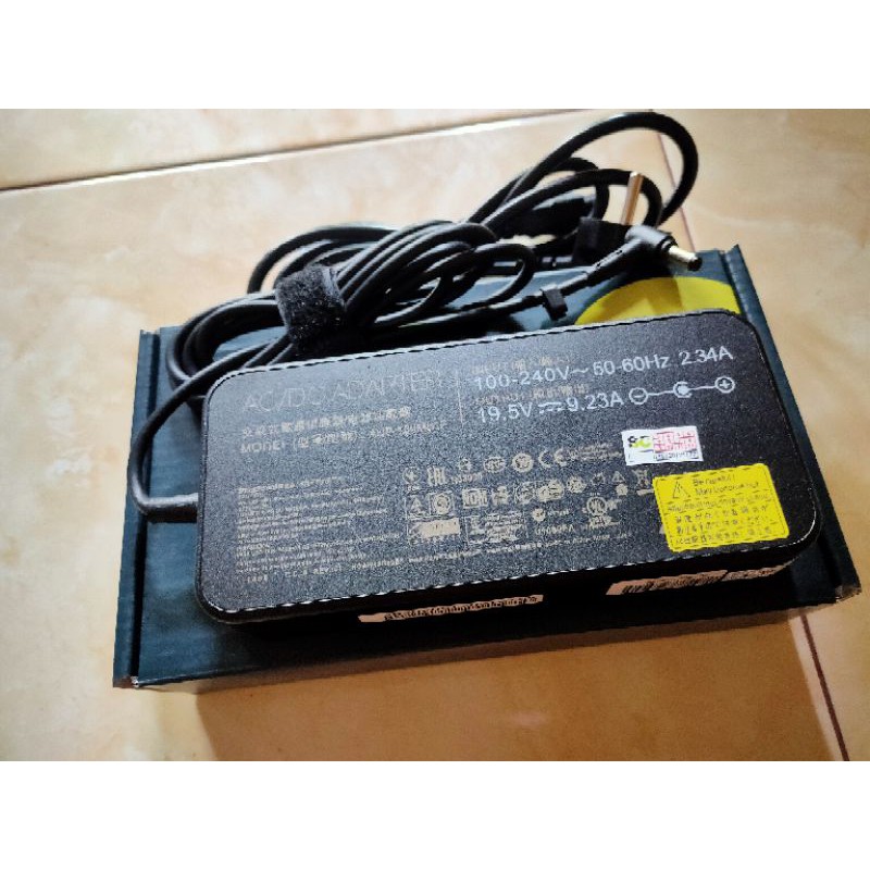 adaptor charger Razer Blade