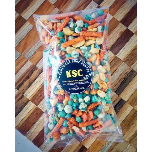 

KACANG KORO MIX/ KACANG CAMPUR 250gr