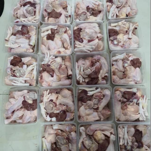 

AYAM POTONG SEGAR 1 ekor plus isi