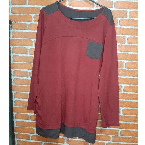 Kaos Merah Bata Coklat Polos