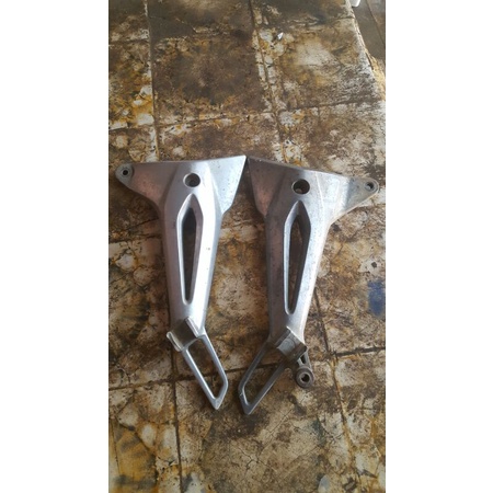 fostep belakang supra fit box karisma c70 grand