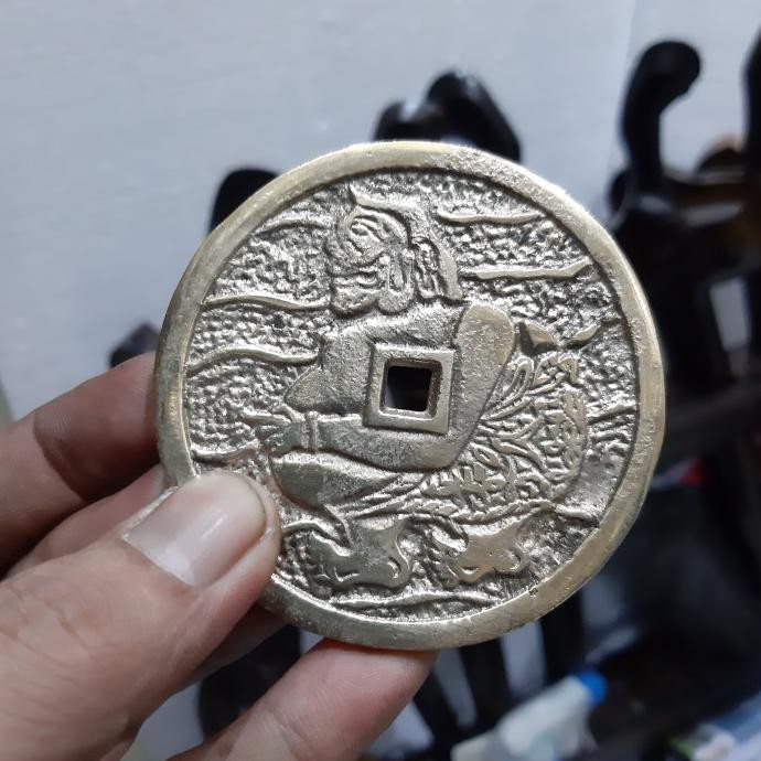 DISKON Koin Semar Kuningan