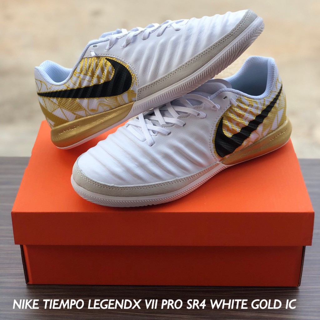 nike tiempo sr4