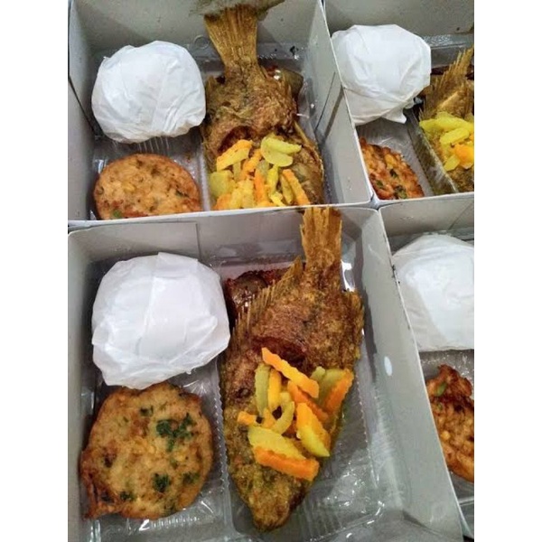 

Nasi Box Ikan Nila Halal Murah Enak