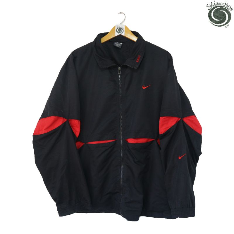 VINTAGE NIKE JACKET/ THRIFT JACKET/ SMALL SWOSH NIKE