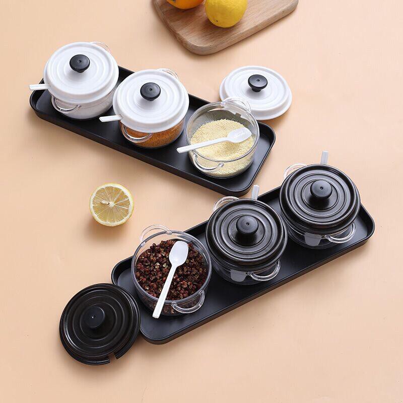 Tempat bumbu dapur gaya nordic