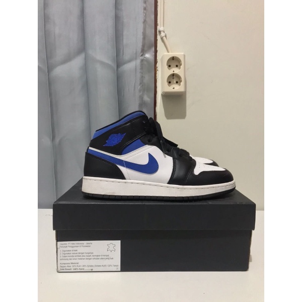 nike air jordan 1 mid racer blue