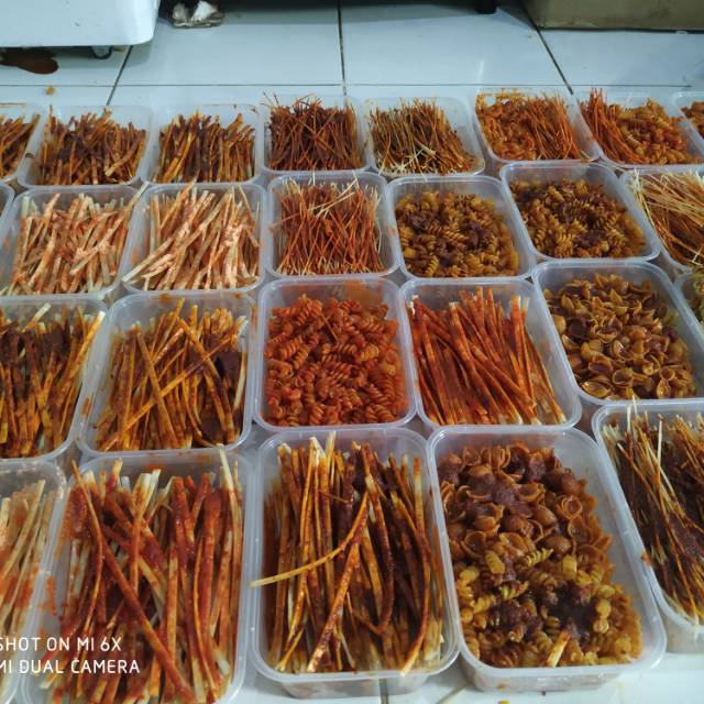  Aneka  macenm cemilan  zaman old harga bumbu basah 14000 