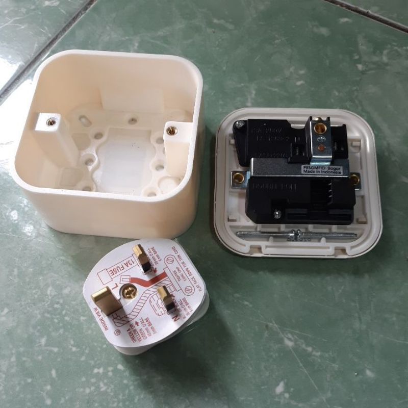 stop kontak AC komplit PANASONIC