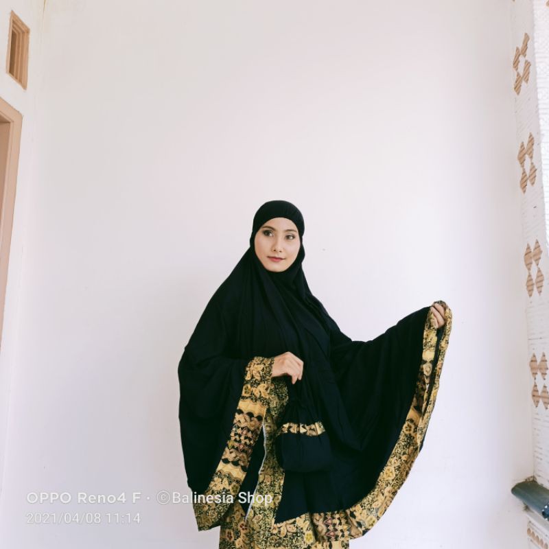 mukena katun hitam prada