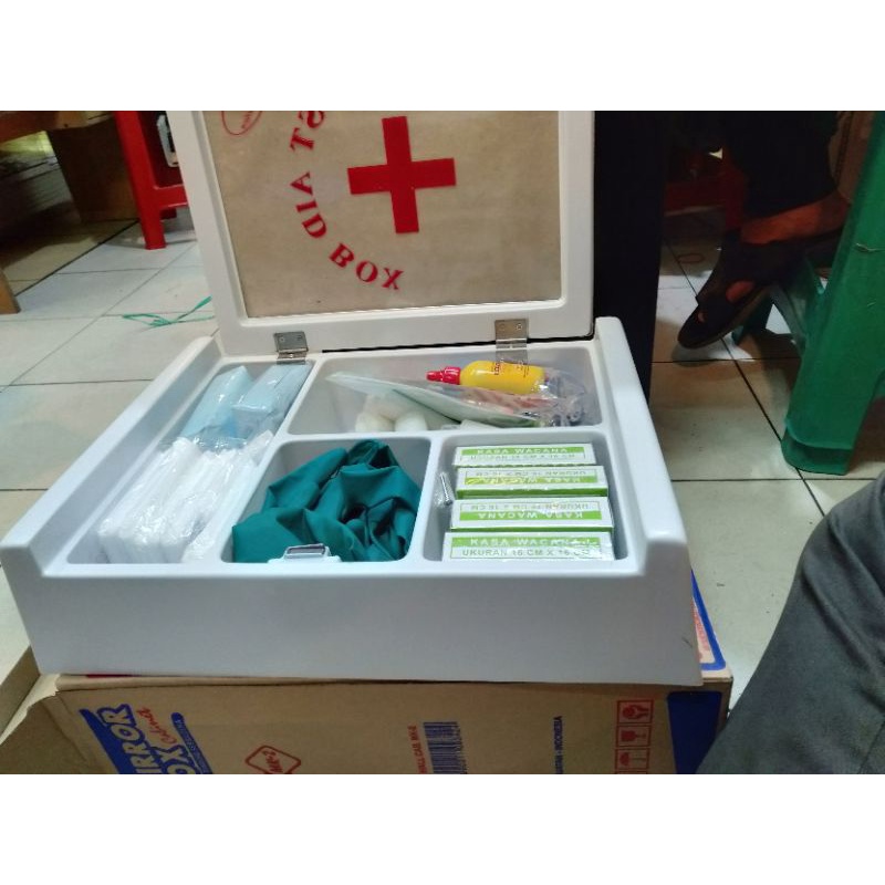 Kotak Obat P3K Lengkap Isi Type A B C Full Set Box First Aid Kit