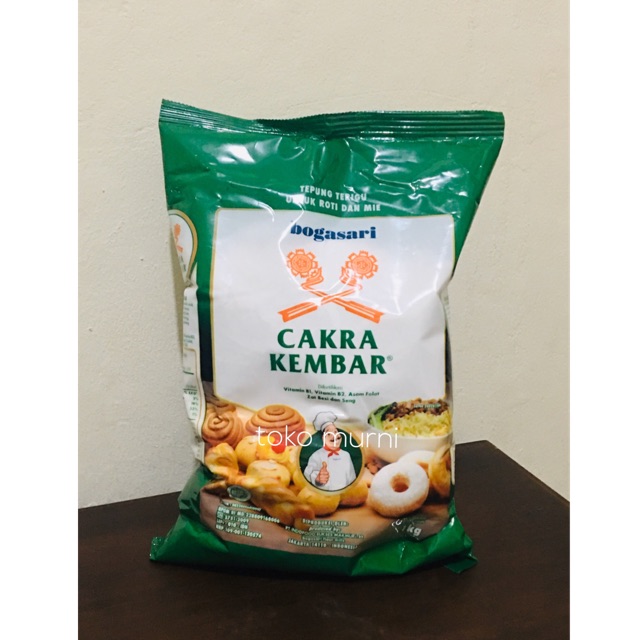 

TERIGU CAKRA KEMBAR 1 KG