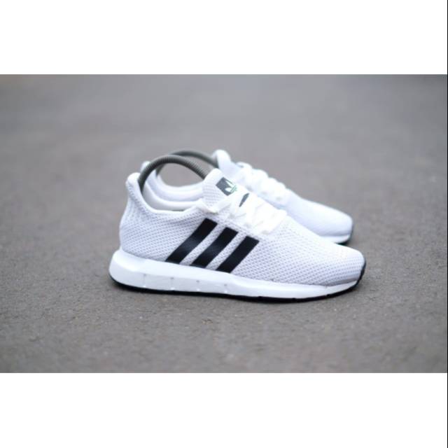 adidas swift white shoes