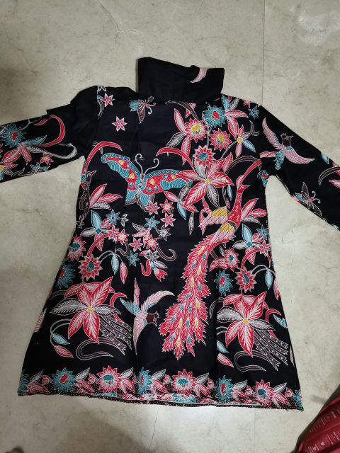 Tunik Batik Wanita Motif Hitam Manis
