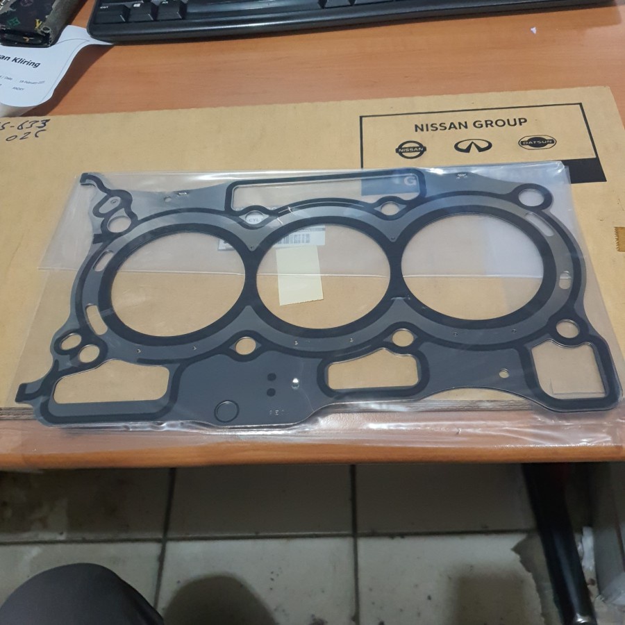 March Datsun HR12 NISSAN Packing paking gasket head cylinder