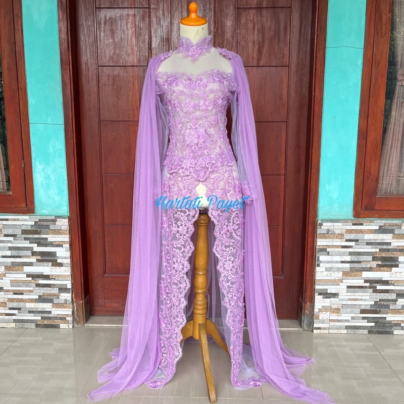 Kebaya akad ekor tanpa payet/Gaun Pengantin Akad