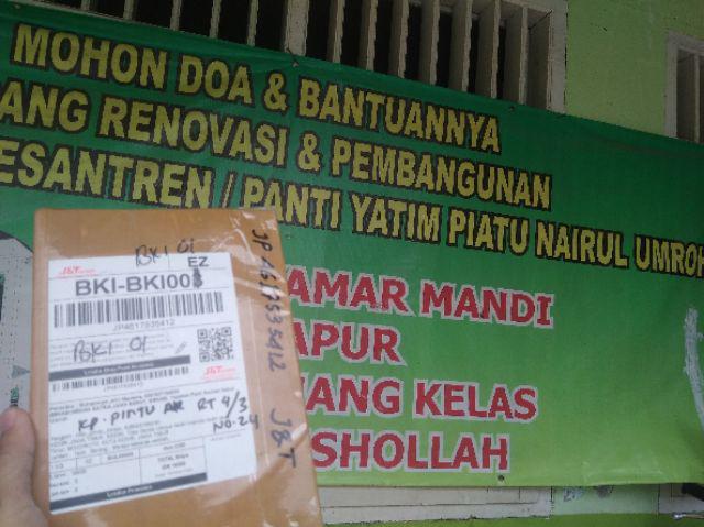 Keluarga Berkah Terjemah Kitab Uqudul Lujain Il