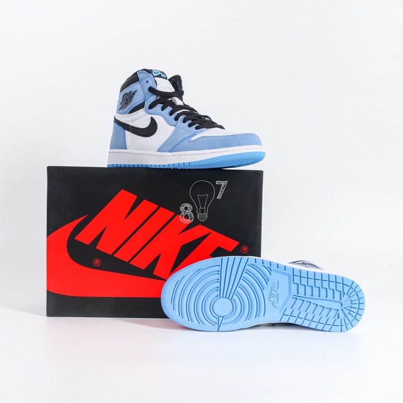 Air Jordan 1 High University Blue