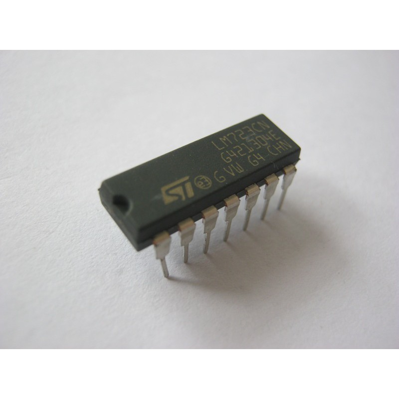 IC LM723 LM 723 High Voltage Regulator