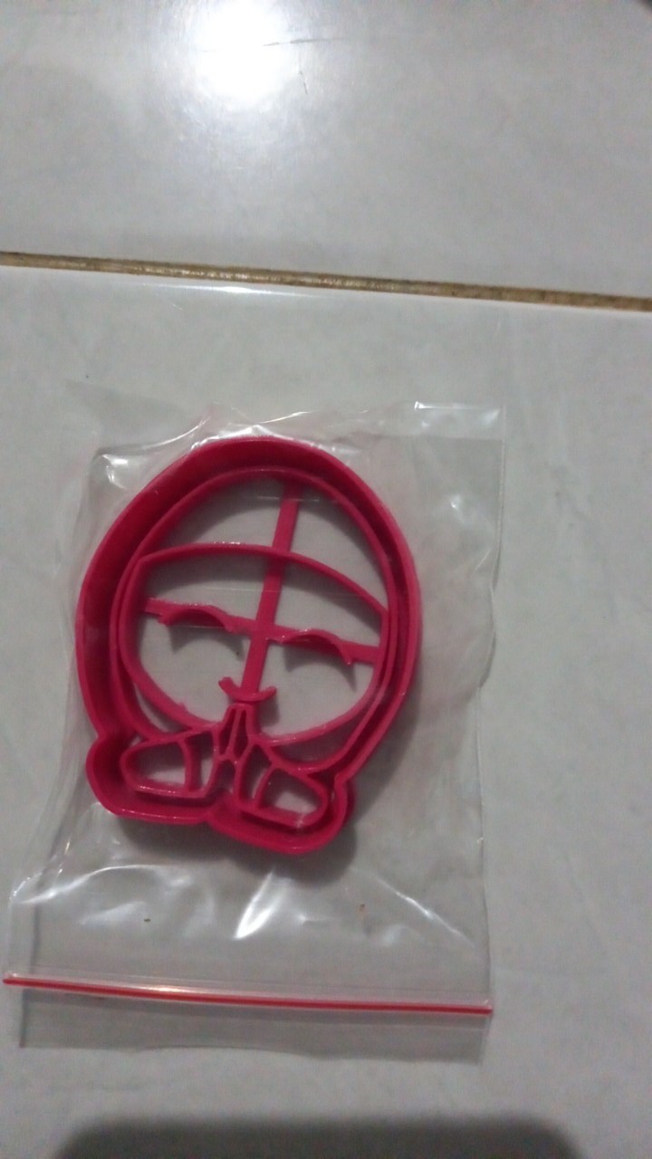 Muslimah Praying Cookie Cutter