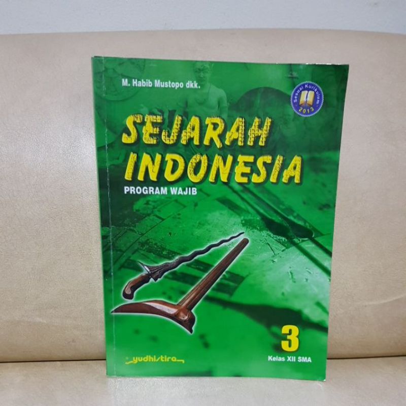 buku sejarah wajib kelas 12
