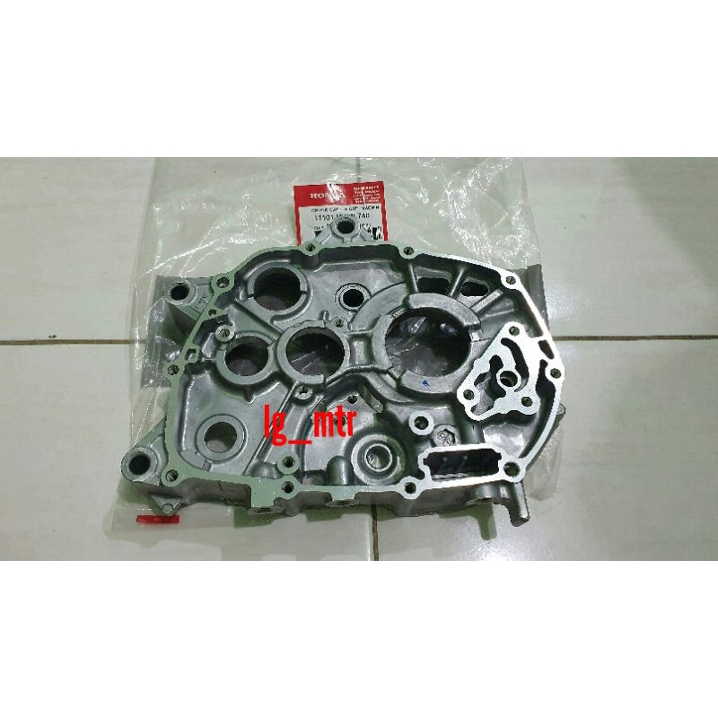 CRANKCASE KRENGKES KANAN KALTER BAUT OLI REVO 110 ABSOLUTE 11101-KWW-740