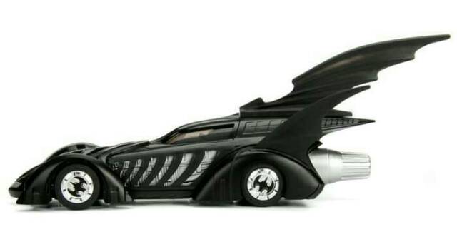 Diecast Jada Forever Batmobile &amp; Batman DC Series 1:24 Metallic Black