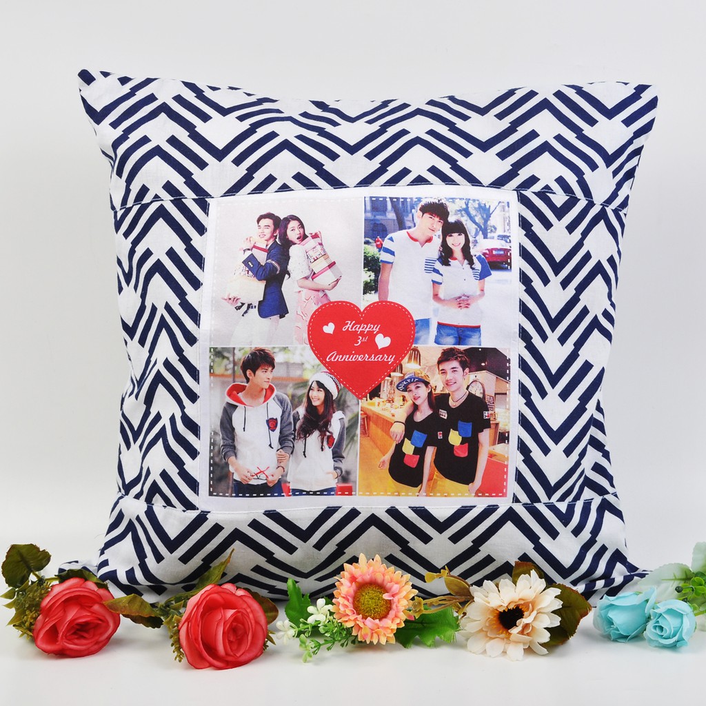 Sarung Bantal Monochrome