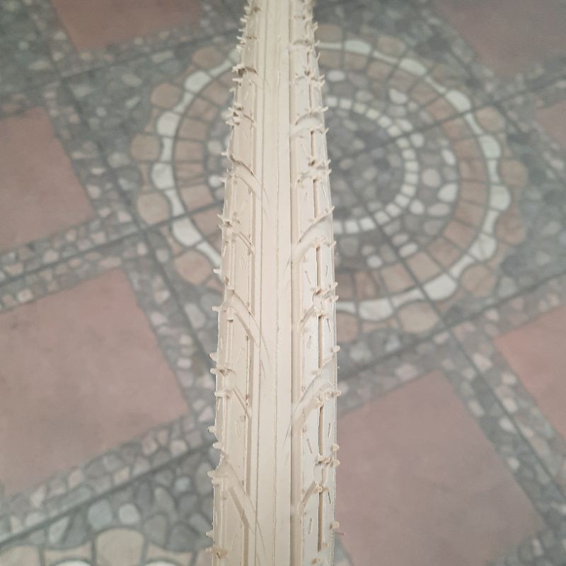 BAN LUAR KENDA 700 x 40c GUMWALL 196