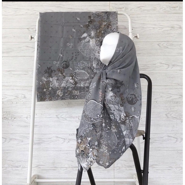 101 -150 KERUDUNG VOAL MOTIF SEGIEMPAT-120