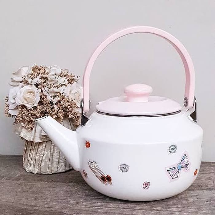 teko beauty in the kitchen / Picasso kettle enamel on steel / teko cantik pink / teko unik chefina