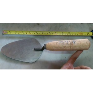 SENDOK SEMEN / SEKOP KECIL / SEKOP TANAH TAMAN / GAGANG KAYU LOKAL