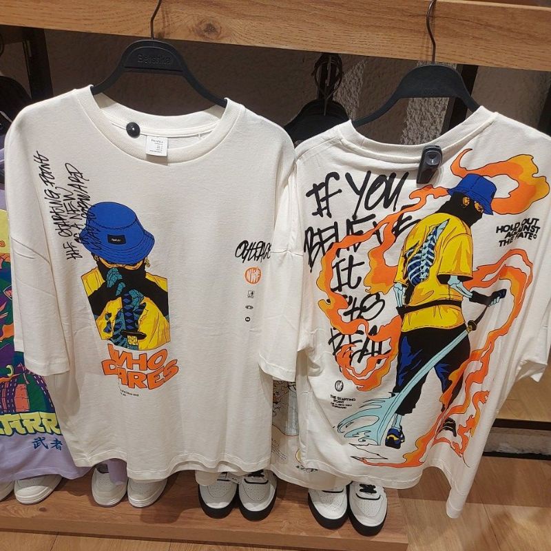 NEW BERSHKA MAN KAOS MOTIF