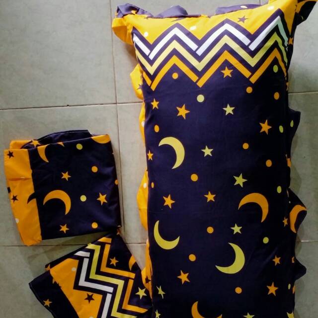 Sarung Bantal Cinta