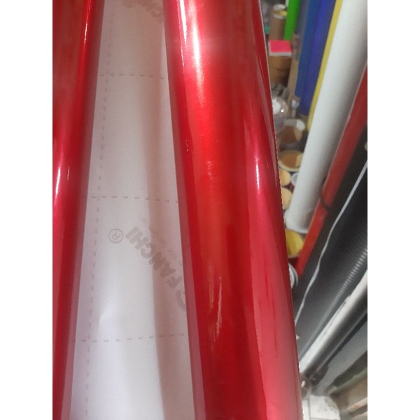 

Sticker Fanchi Merah Metalik Glossy Candy (50cm x50cm)