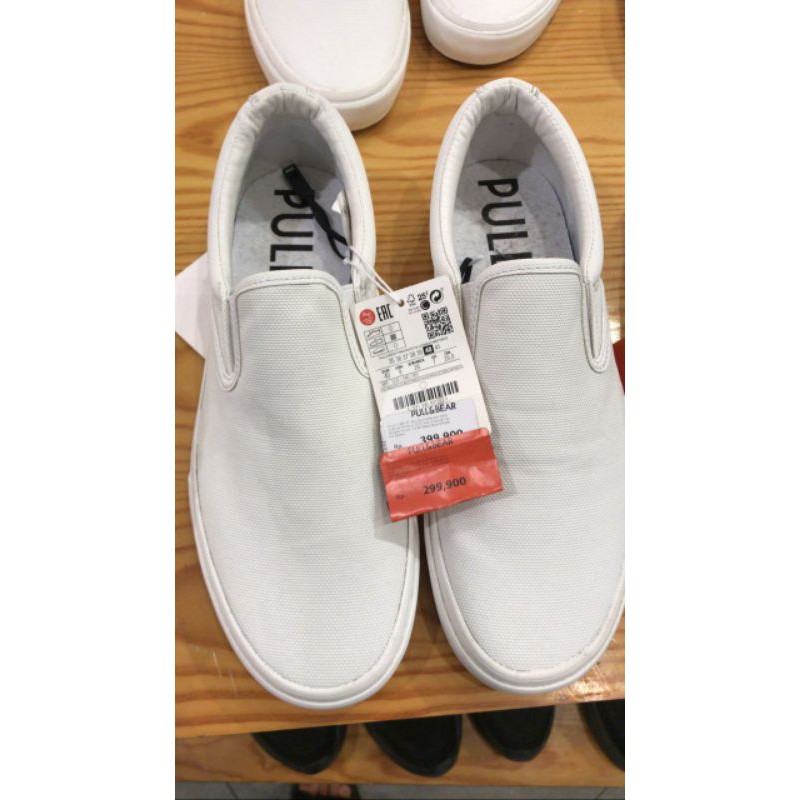 [ JASTIP ] Sepatu Slip/ Slop Wanita PULL&BEAR